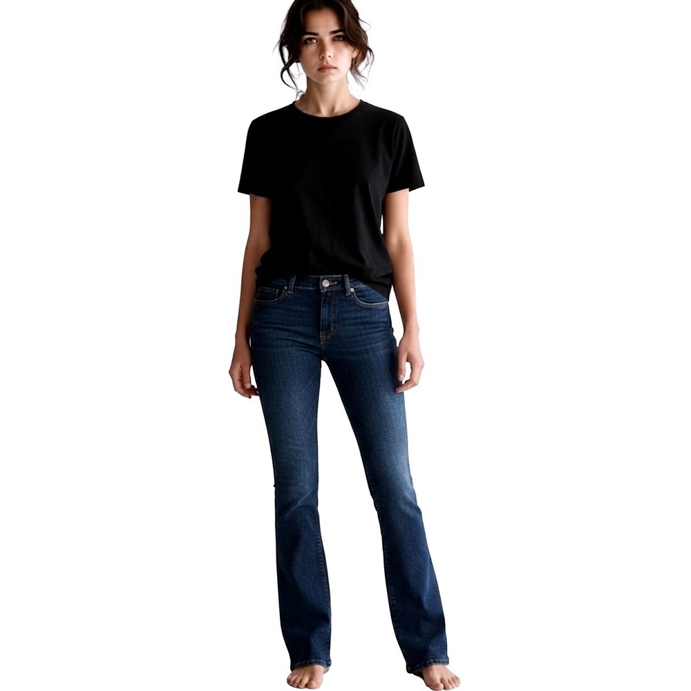 NWOT American Eagle Y2K Low Rise Artist BootCut Jeans Women Size 8S Dark Wash